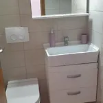 아파트 In With Balcony, Air Conditioning, Wifi 3856-3 *