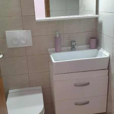 Apartament In With Balcony, Air Conditioning, Wifi 3856-3 *
