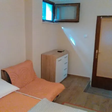 In With Balcony, Air Conditioning, Wifi 3856-3 Apartment